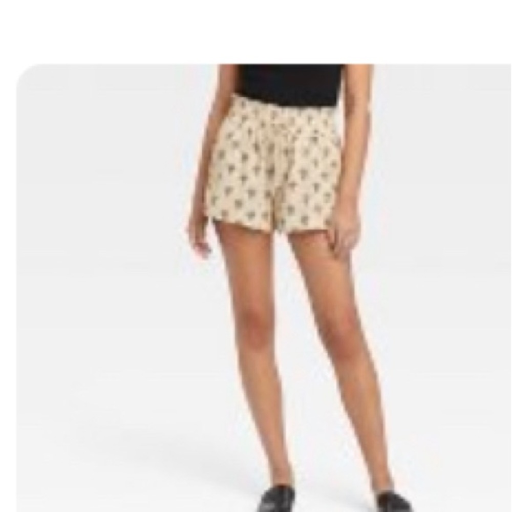 A New Day Cream and Black Shorts - Picture 7 of 7